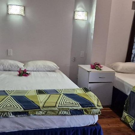 Bluelight Village Hotel Nadi Exteriér fotografie